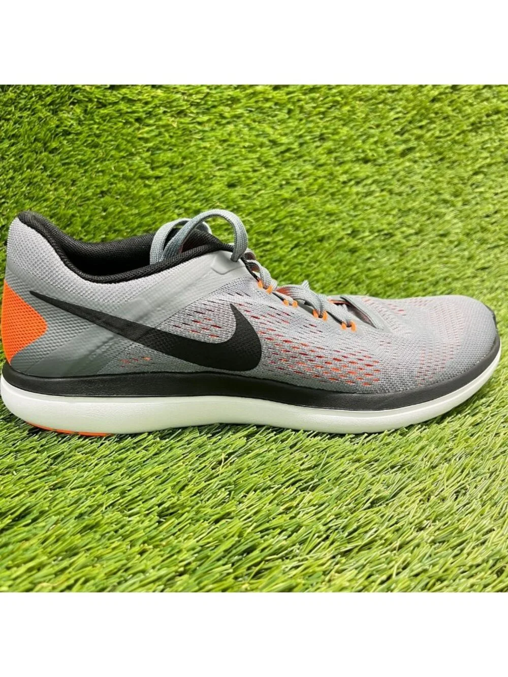 Nike Flex 2016 Run Mens Size 9.5 Gray Black Athletic Running Shoes Sneakers